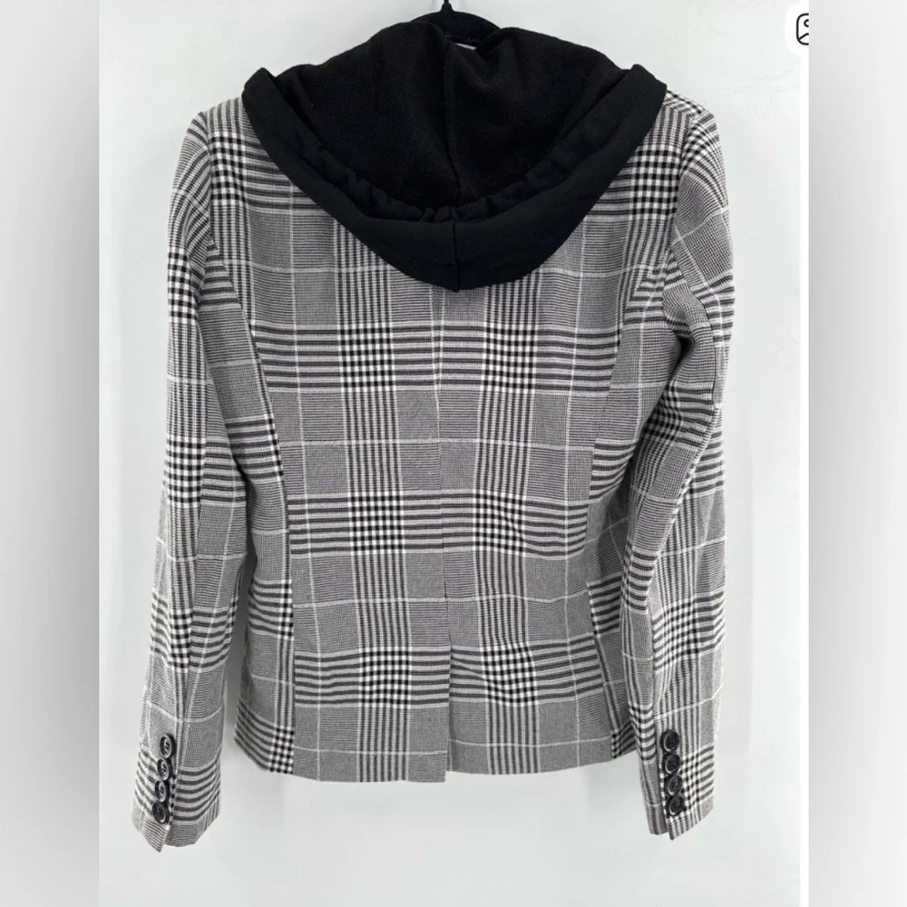 Evereve Park Avenue Convertible Hooded Blazer in Glen Plaid small - Picture 2 of 3